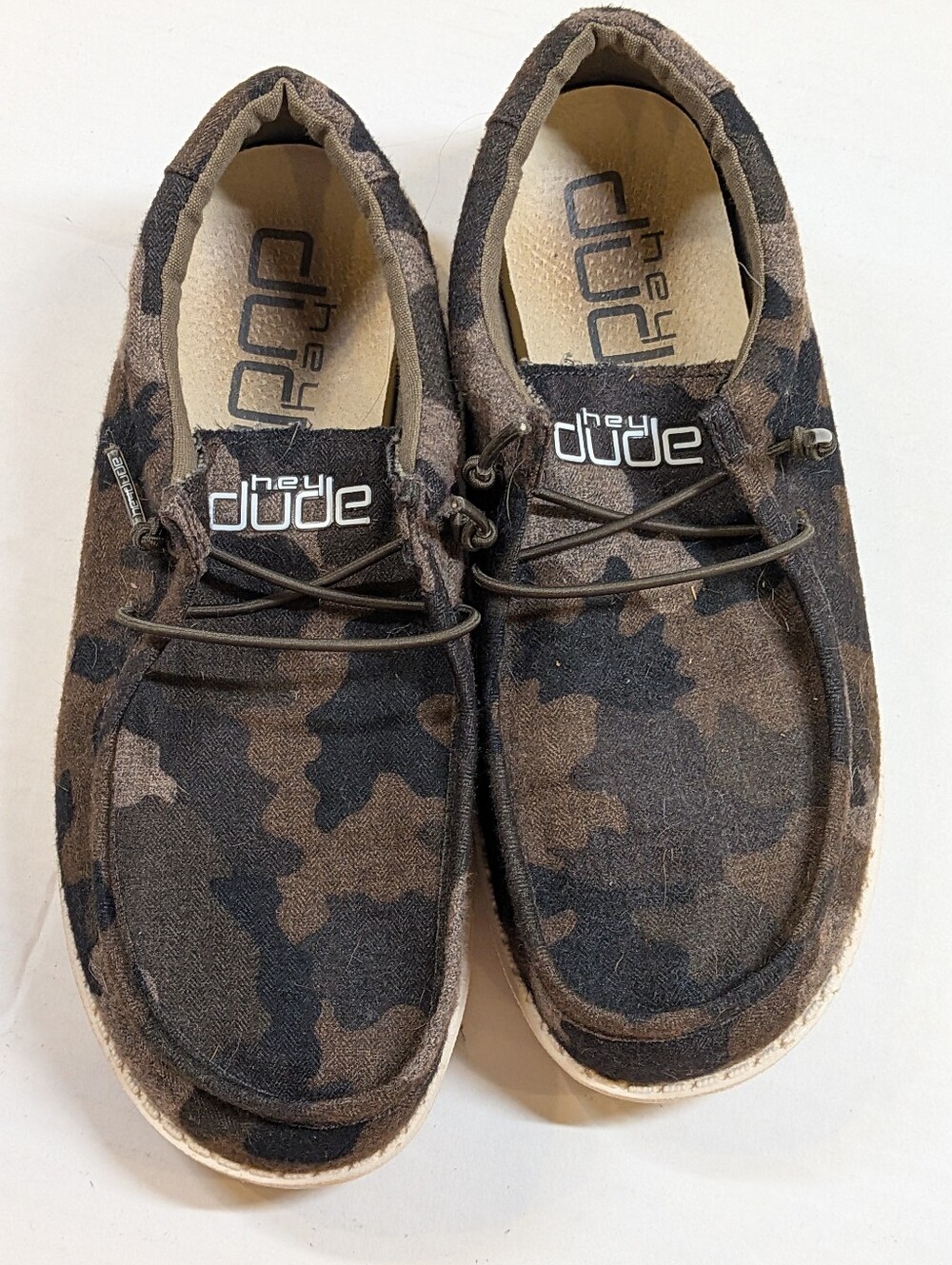 Hey Dudes Wally Linen Youth Size Y6-L7